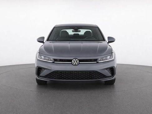 Used 2026 Volkswagen Jetta Sport FWD image 5