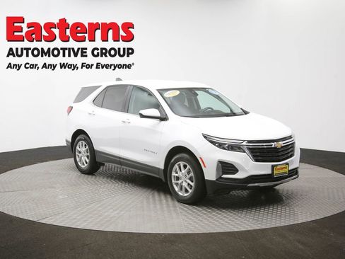 Used 2023 Chevrolet Equinox LT image 47