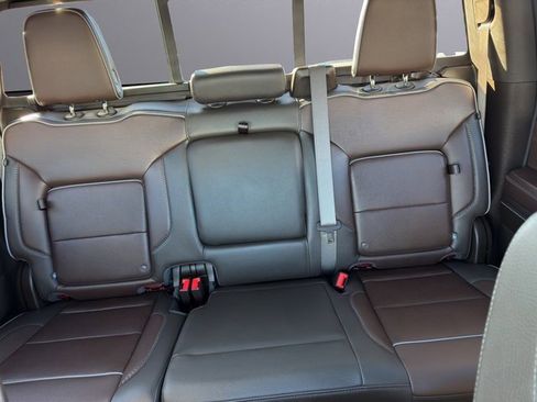 Certified 2024 GMC Sierra 2500 Denali w/ Denali Reserve Package image 24