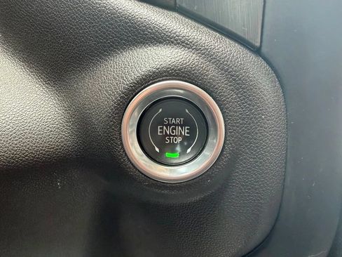 Used 2021 GMC Sierra 1500 AT4 w/ AT4 Preferred Package AWD/4WD image 19