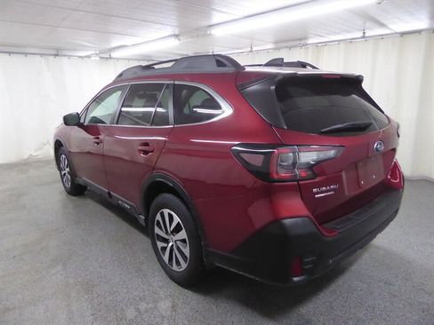 Used 2022 Subaru Outback Premium image 5