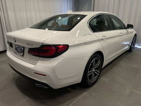 Certified 2023 BMW 530i xDrive w/ Convenience Package AWD/4WD image 6