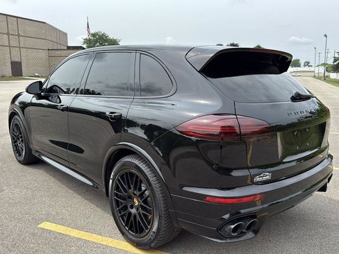 Used 2017 Porsche Cayenne GTS AWD/4WD image 7