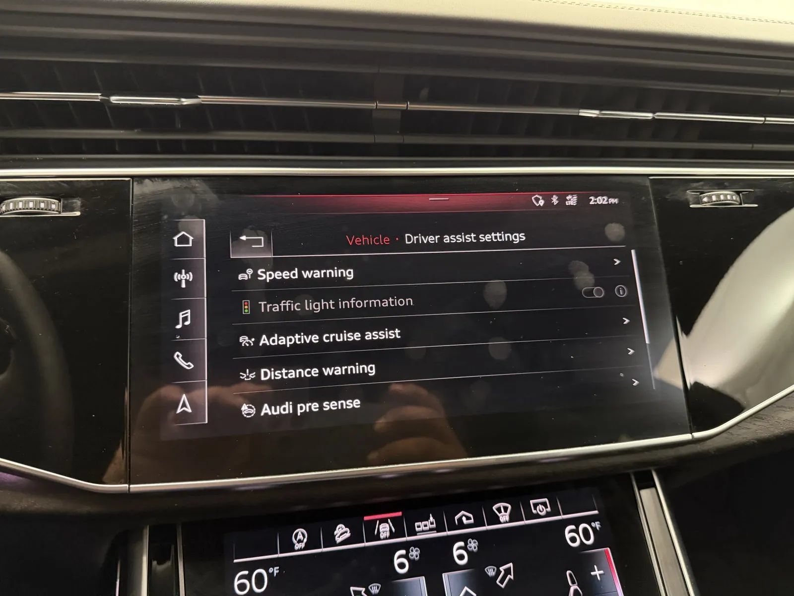 Used 2019 Audi Q8 Prestige AWD/4WD image 38