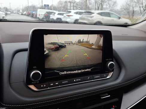 Certified 2023 Nissan Rogue SV w/ SV Premium B Package image 18