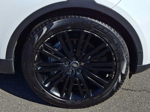 Used 2019 Land Rover Discovery HSE AWD/4WD image 8