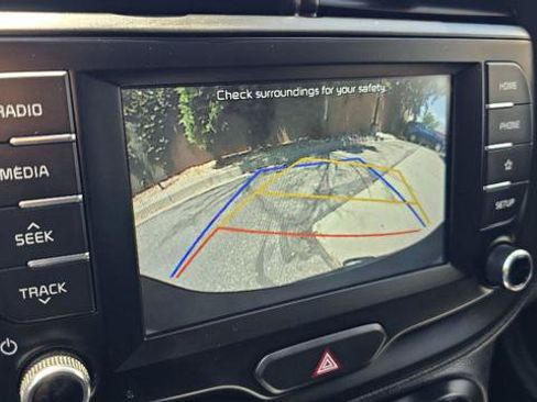 Used 2020 Kia Soul S FWD image 20