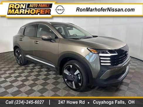 Certified 2025 Nissan Kicks SR image 1