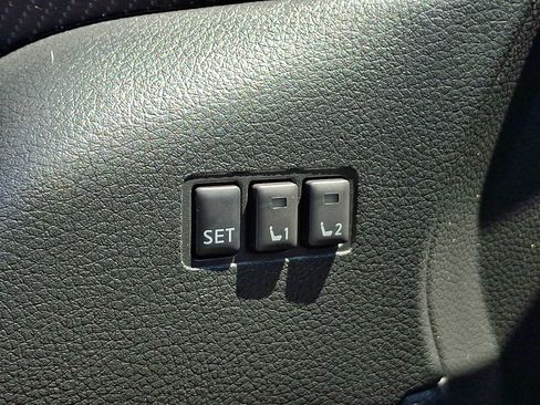 Used 2018 Nissan Rogue SL AWD/4WD image 27