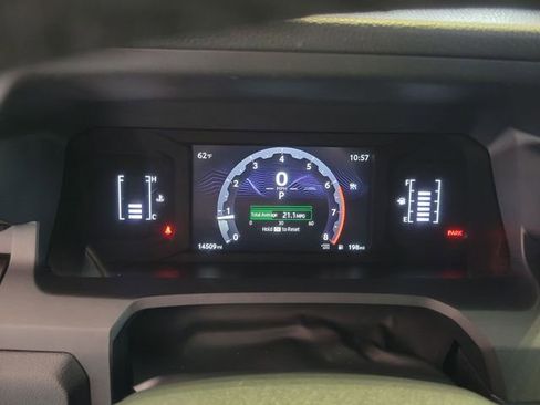 Certified 2025 Toyota 4Runner SR5 AWD/4WD image 15