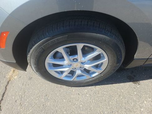 Used 2023 Chevrolet Equinox LS w/ LS Convenience Package image 20