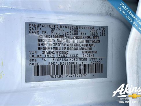 Used 2025 Nissan Sentra SV image 17