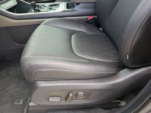 Certified 2026 Kia Carnival FWD image 20