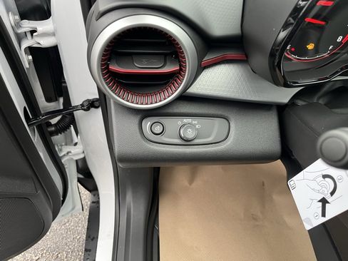 New 2026 Chevrolet Trax RS w/ Sunroof Package image 12