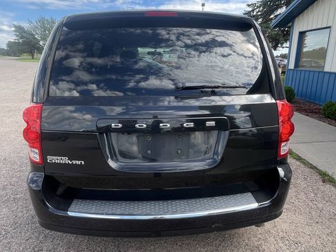 Used 2011 Dodge Grand Caravan Mainstreet w/ PWR Convenience Group FWD image 5