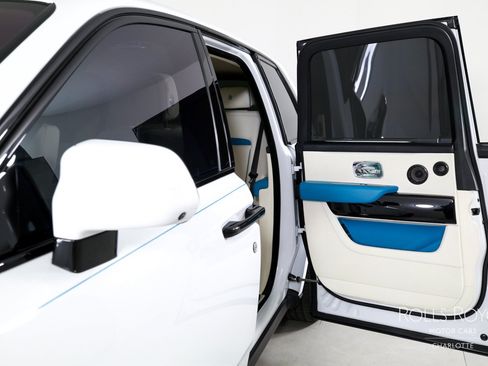 Certified 2023 Rolls-Royce Cullinan w/ Cullinan Package AWD/4WD image 17