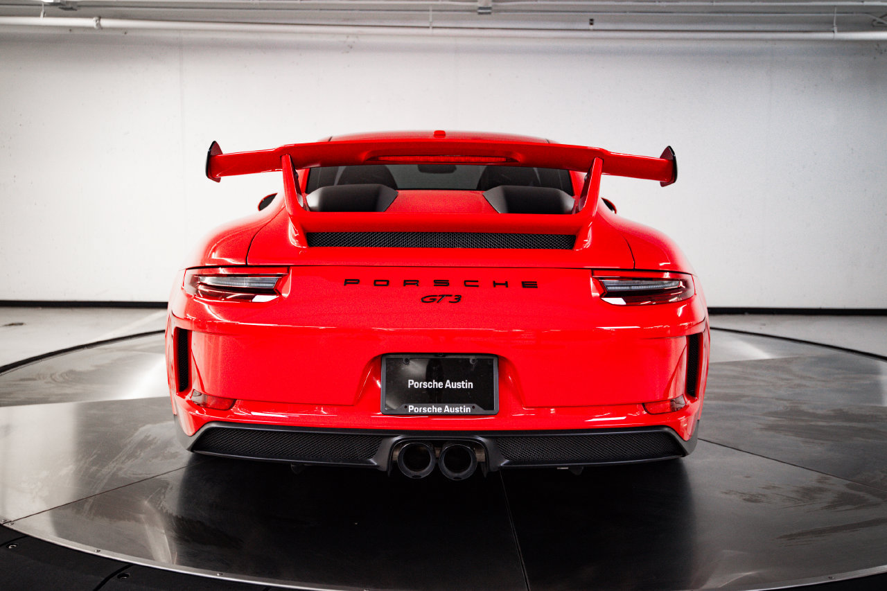 Certified 2018 Porsche 911 GT3 RWD image 6