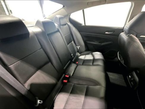 Used 2019 Nissan Altima 2.5 Platinum AWD/4WD image 32