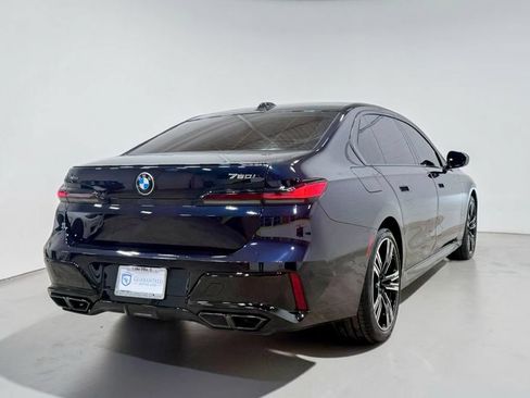 Used 2025 BMW 760i xDrive AWD/4WD image 22