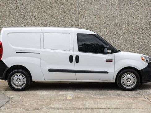 Used 2018 RAM ProMaster City Tradesman FWD image 8