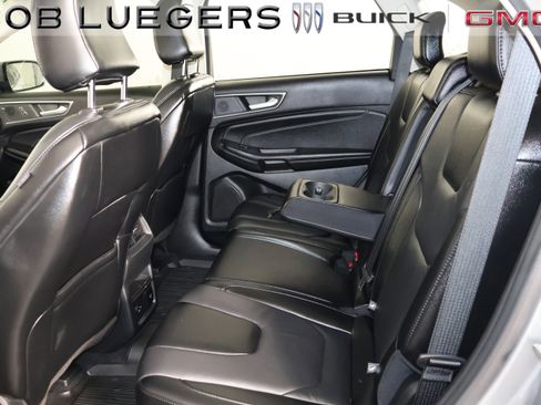 Used 2022 Ford Edge Titanium image 13