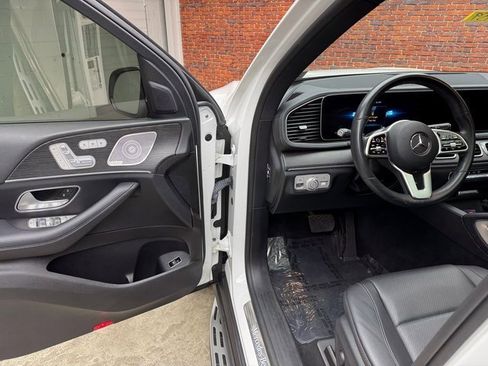 Certified 2023 Mercedes-Benz GLS 450 4MATIC image 12