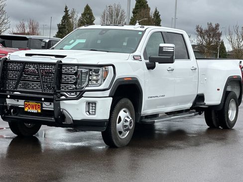 Used 2020 GMC Sierra 3500 Denali w/ Denali Ultimate Package image 8