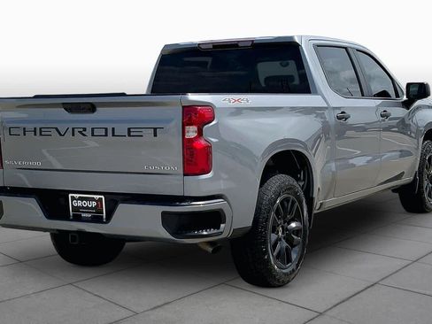 Used 2023 Chevrolet Silverado 1500 Custom AWD/4WD image 13