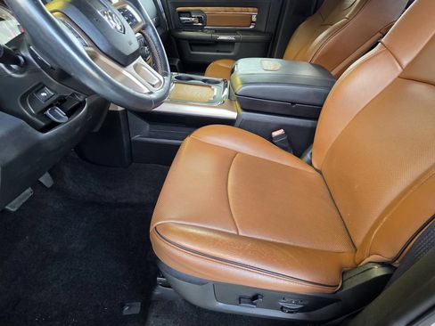 Used 2017 RAM 1500 Laramie Longhorn AWD/4WD image 8