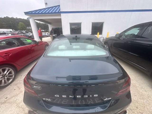Used 2023 Genesis G70 2.0T AWD/4WD image 13