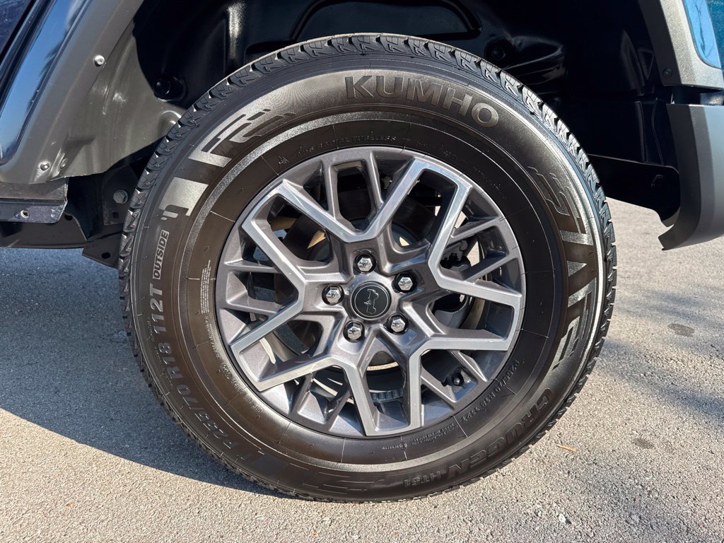 Used 2025 Jeep Wrangler Unlimited Sahara AWD/4WD image 26