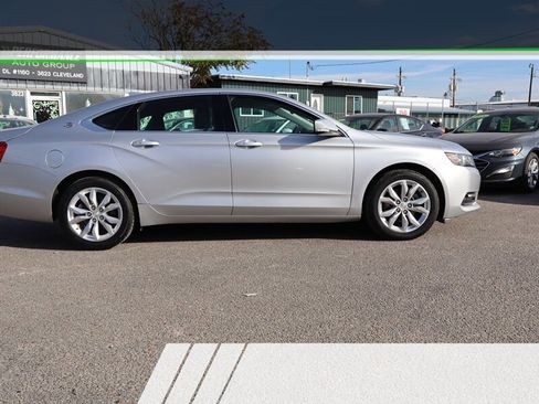 Used 2020 Chevrolet Impala LT image 2