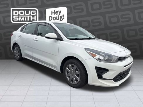 Used 2022 Kia Rio LX FWD image 2
