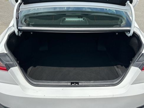 Used 2025 Toyota Camry LE FWD image 18