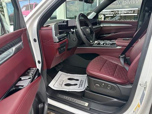 Used 2025 Cadillac Escalade Premium Luxury w/ Touring Package AWD/4WD image 14