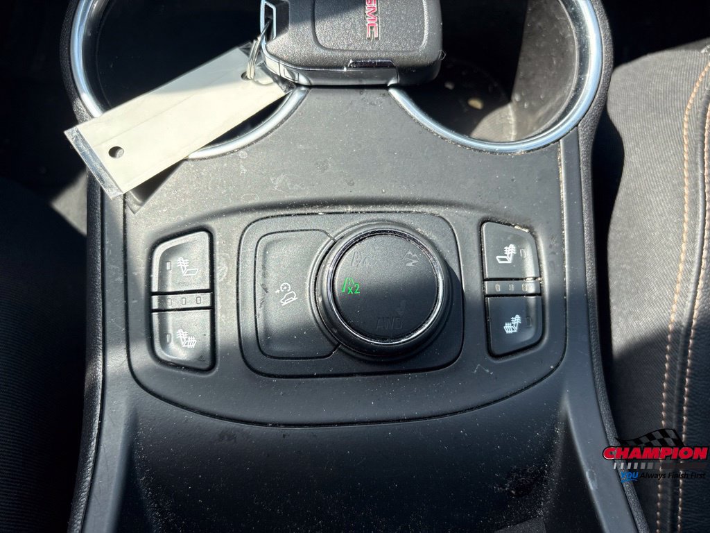 Used 2019 GMC Terrain SLT w/ Preferred Package AWD/4WD image 30