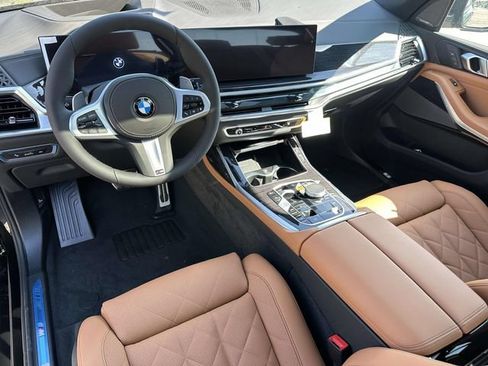 New 2027 BMW X7 xDrive40i w/ M Sport Package AWD/4WD image 10