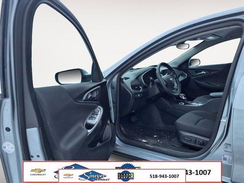 Used 2024 Chevrolet Malibu RS FWD image 12