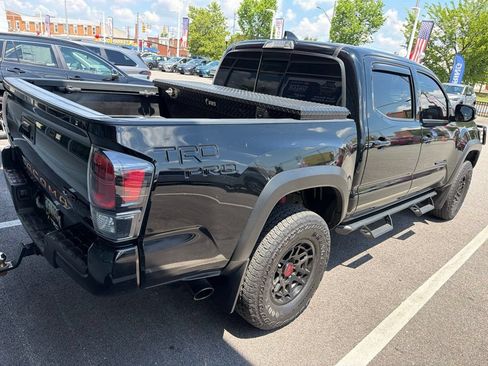 Used 2023 Toyota Tacoma TRD Pro AWD/4WD image 4