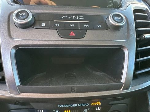 Used 2021 Ford Transit Connect XLT FWD image 15