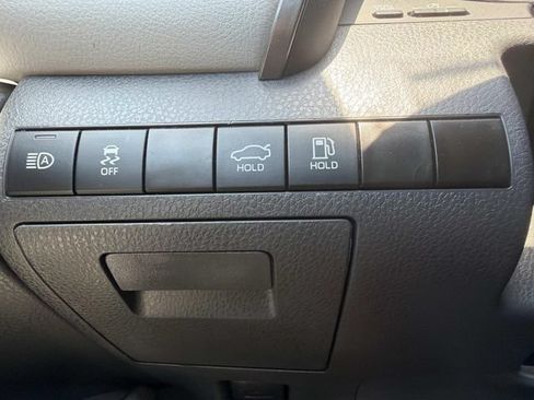 Used 2024 Toyota Camry SE w/ Convenience Package FWD image 22
