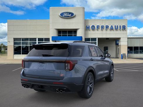 New 2026 Ford Explorer ST image 8