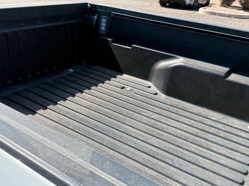 Used 2022 Toyota Tacoma SR AWD/4WD image 7