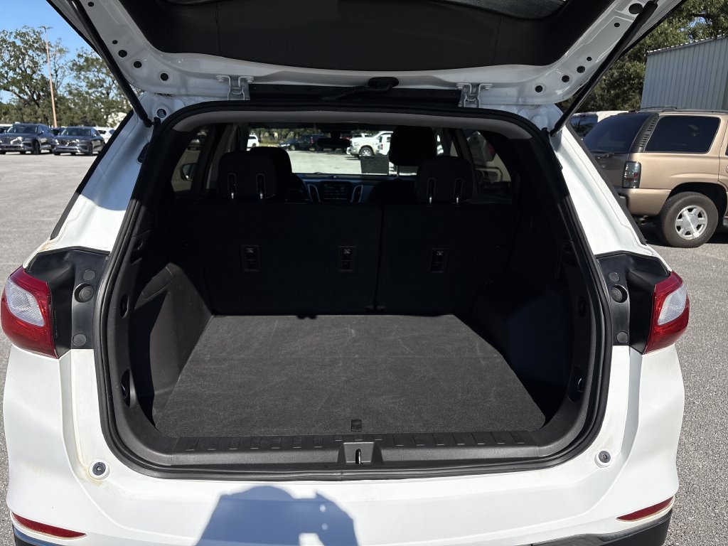 Used 2018 Chevrolet Equinox LT FWD image 10