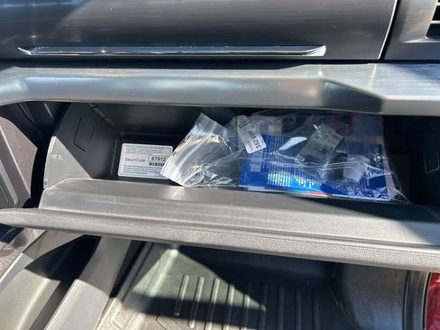 Used 2023 Ford F150 Lariat image 25