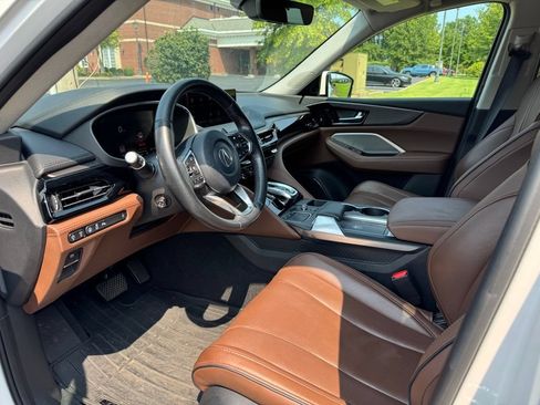 Used 2023 Acura MDX SH-AWD w/ Advance Package image 12