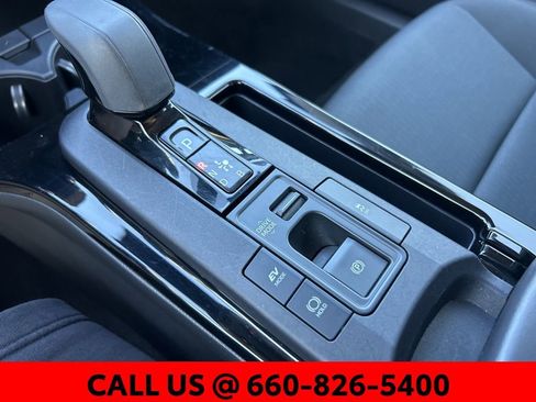 Used 2024 Toyota Prius LE image 19