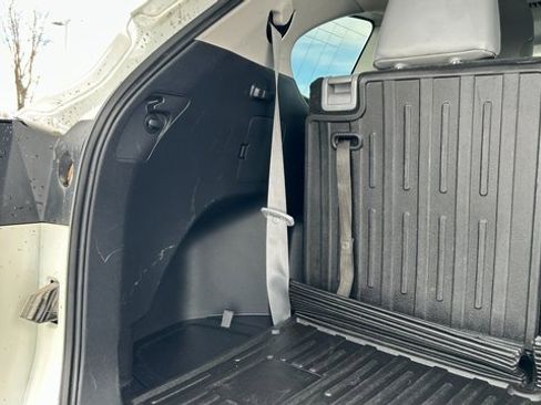 Used 2021 Toyota Highlander XLE image 54