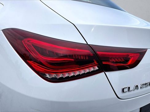 Used 2022 Mercedes-Benz CLA 250 image 29
