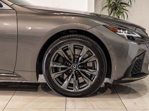 Used 2022 Lexus LS 500 F Sport image 10